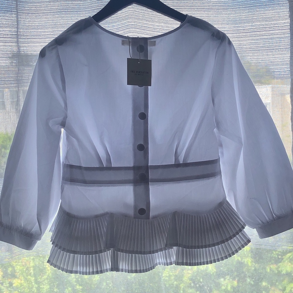 Free Generation Pleat Ruffled Shirt - Picture 6 of 8